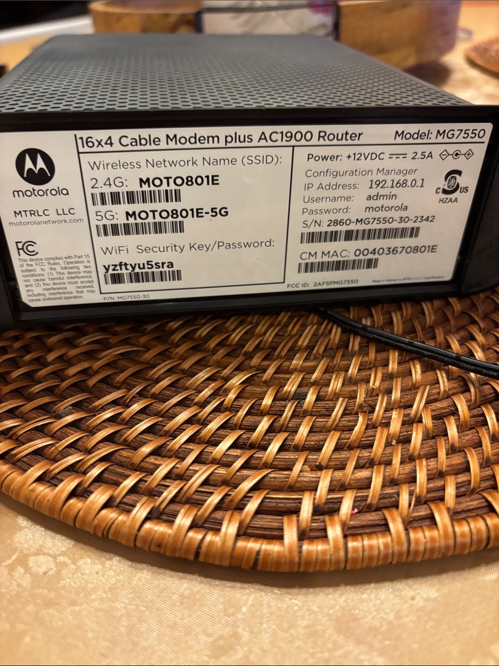 Motorola Black AC1900 16x4 Cable Modem + Router (MG7550)